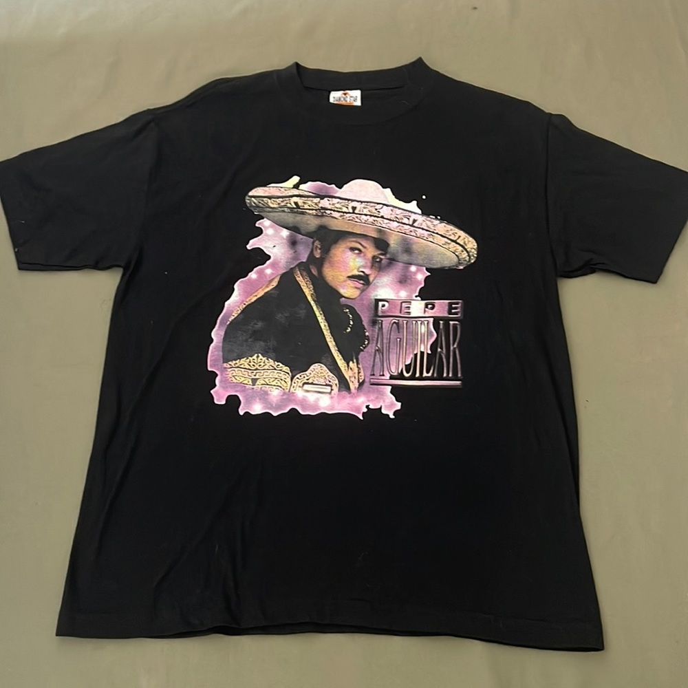 PEPE Aguilar en 🎶Concierto 🎶 T- Shirt size LARGE 💯% cotton